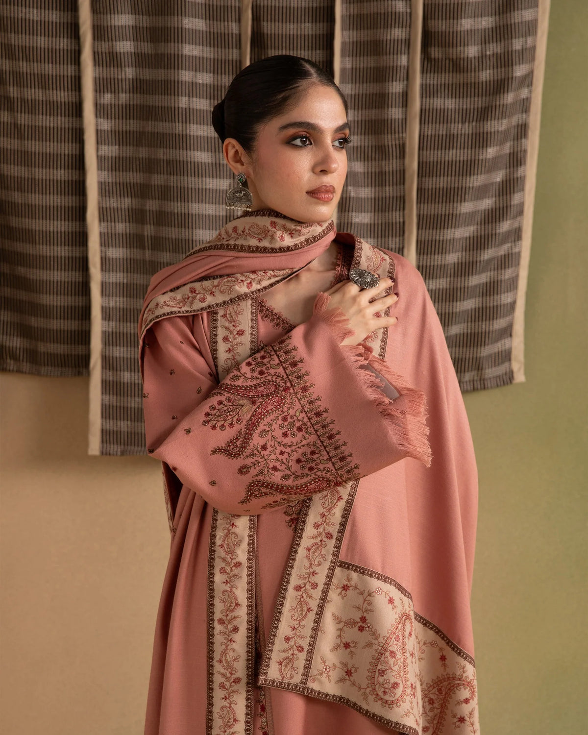 Ziva - Winter 3PC Dhanak Embroidered Suit - KP1299