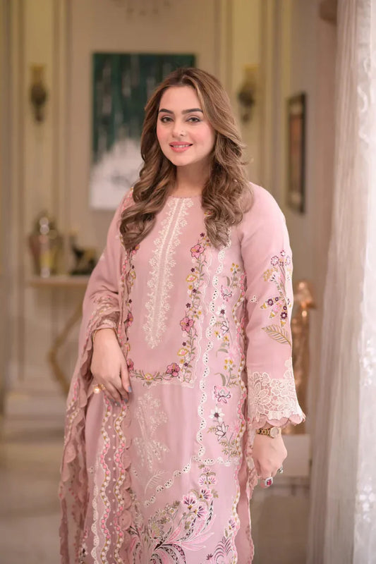 Elegant Blush Pink Embroidered 3 Piece Lawn Suit with Floral Embroidered Dupatta for Women